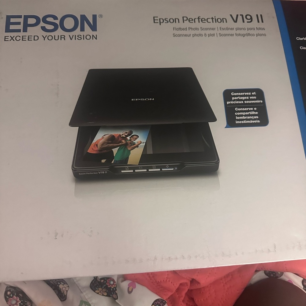 Epson Perfection V19 II Scanner - Black